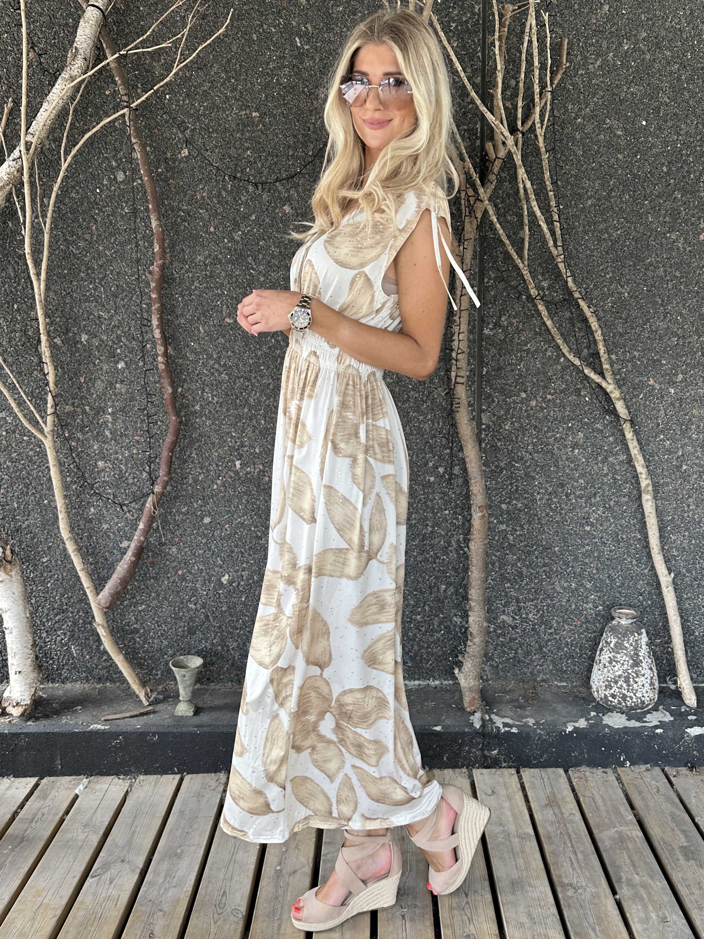 Pams Art Flower Sleeveless - Lang elastisk kjole med store blomstermotiver